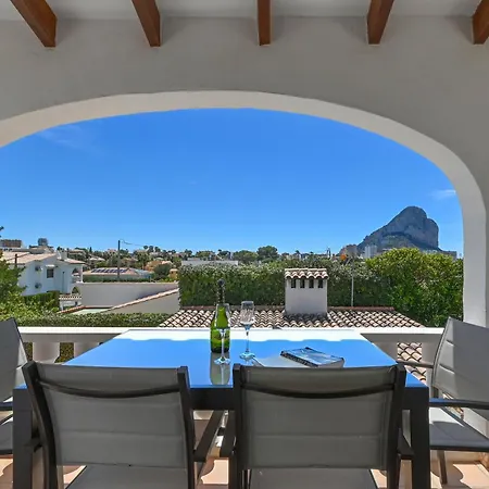Chez Tonny 6 Bedroom 4 Bathroom *