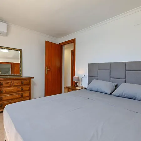 Chez Tonny 6 Bedroom 4 Bathroom