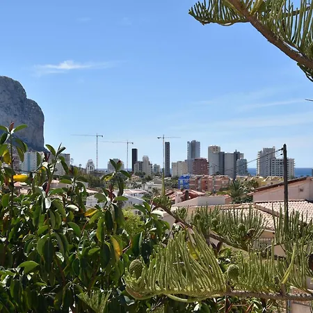 Chez Tonny 6 Bedroom 4 Bathroom Holiday home *