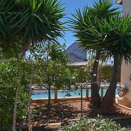 Chez Tonny 6 Bedroom 4 Bathroom *